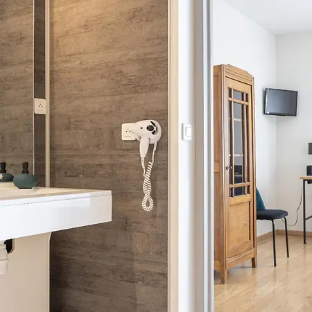 Clos Du Marais Guest house *