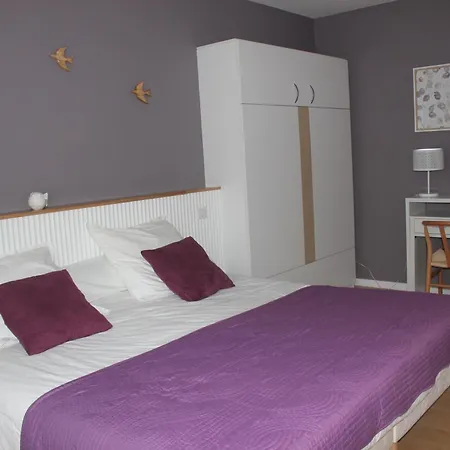 Clos Du Marais Guest house *